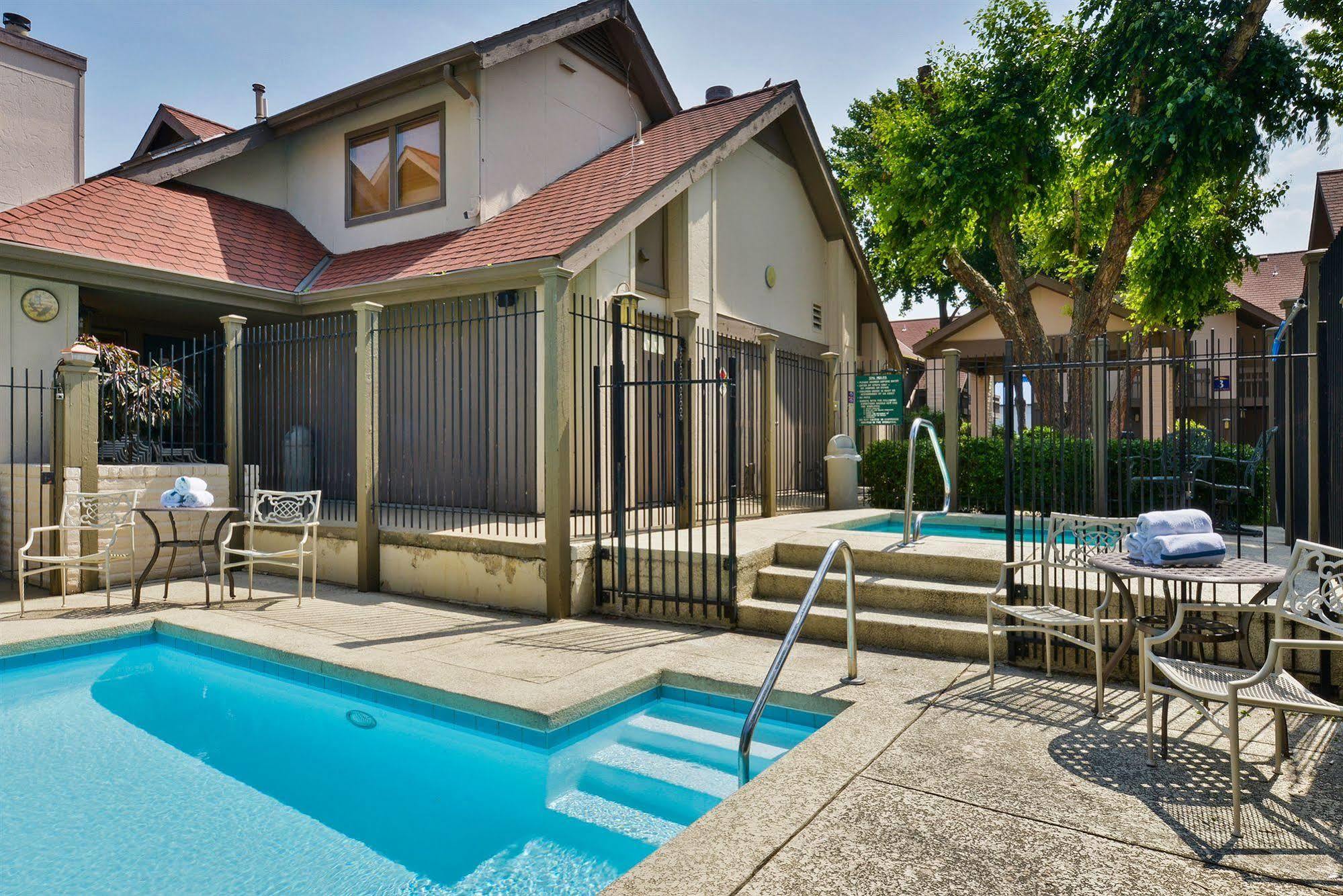Mainstay Suites Springfield South - Battlefield Rd Εξωτερικό φωτογραφία